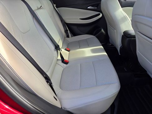 Used 2020 Buick Encore GX Essence w/ Advanced Technology Package image 15