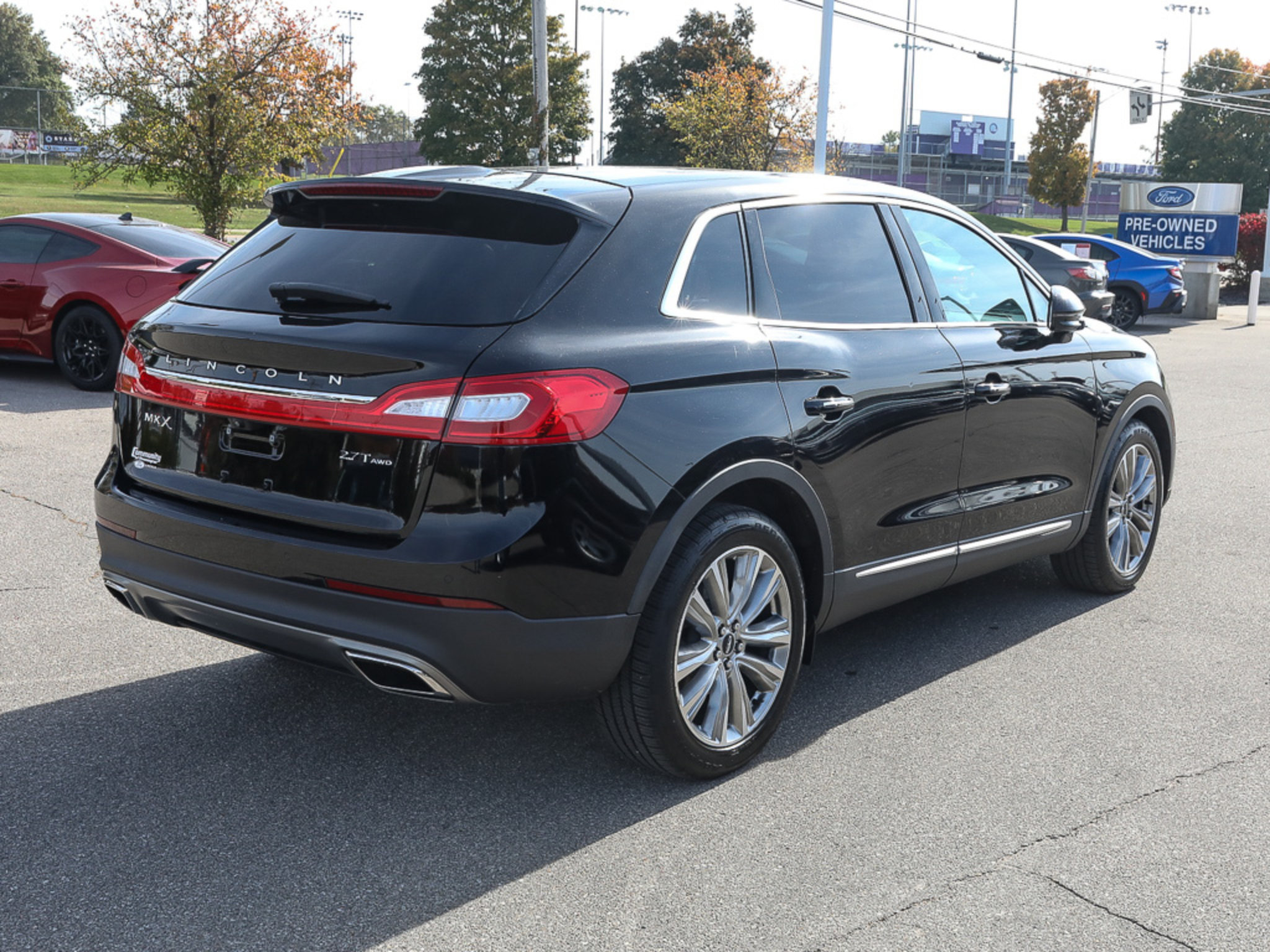 Used 2017 Lincoln MKX Reserve w/ Lincoln MKX Climate Package AWD/4WD image 7