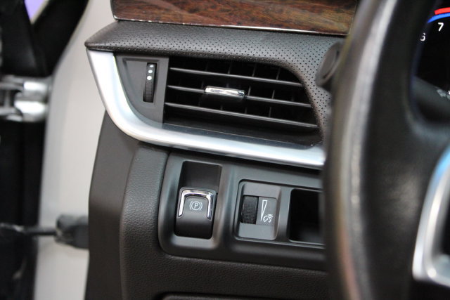 Used 2015 Cadillac XTS Luxury AWD/4WD image 15