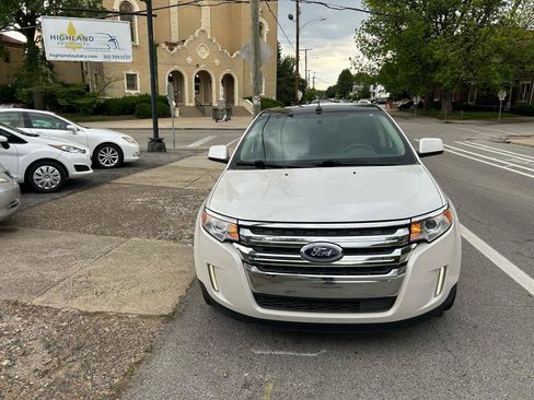 Used 2011 Ford Edge Limited w/ 302A Rapid Spec Order Code FWD image 2