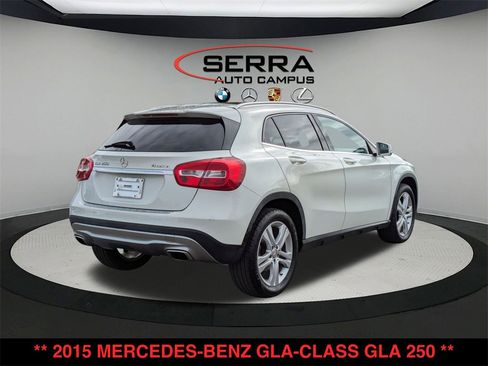 Used 2015 Mercedes-Benz GLA 250 4MATIC image 11