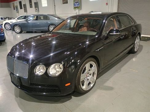 Used 2015 Bentley Flying Spur V8 image 1
