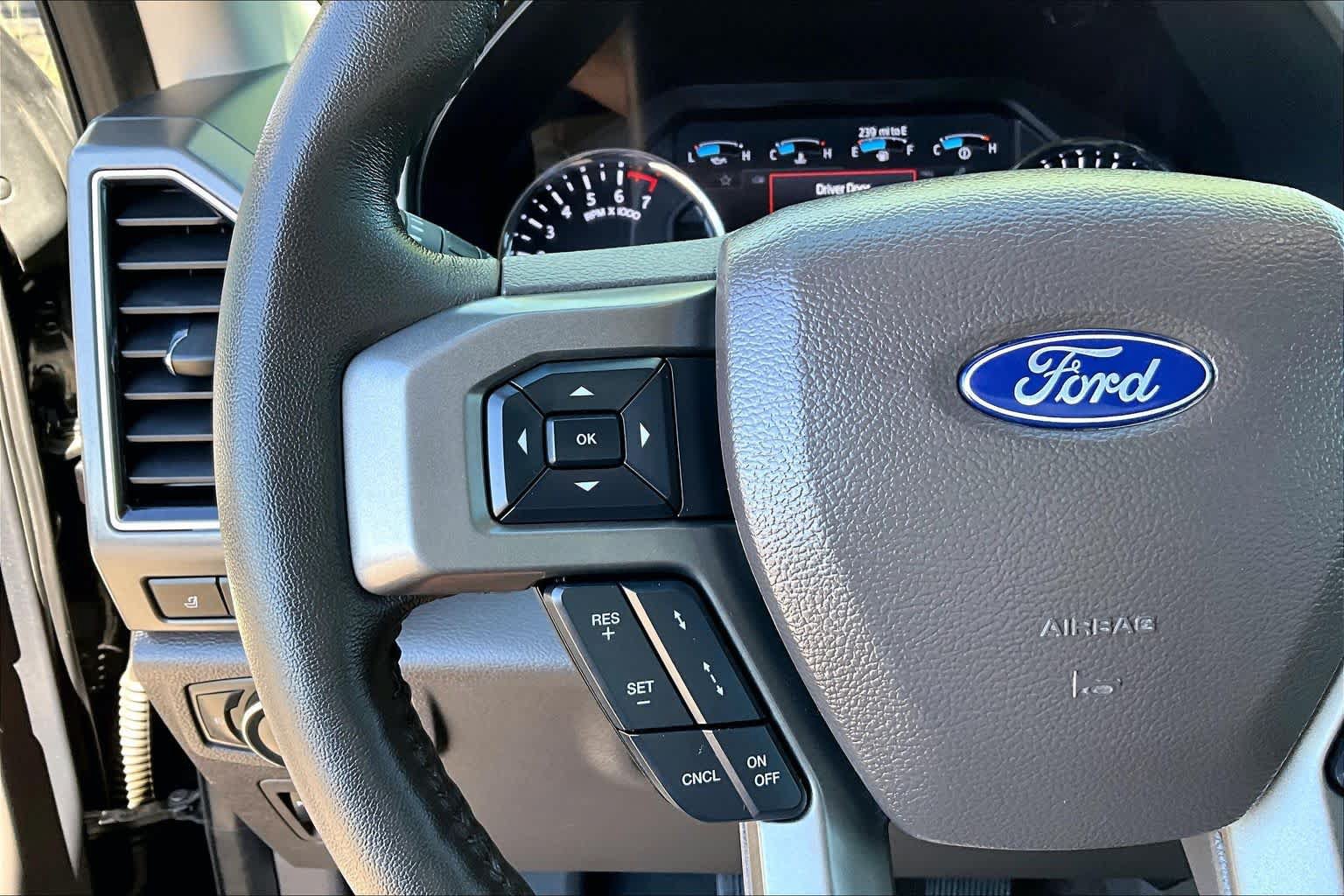 Used 2021 Ford Expedition XLT AWD/4WD image 23