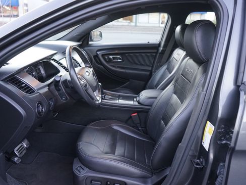 Used 2019 Ford Taurus SHO image 17