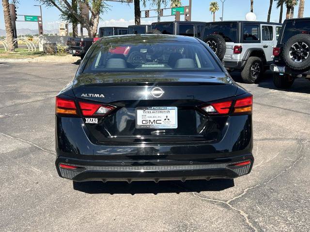 Used 2024 Nissan Altima 2.5 S FWD image 5