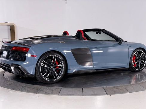 Used 2022 Audi R8 V10 performance image 5
