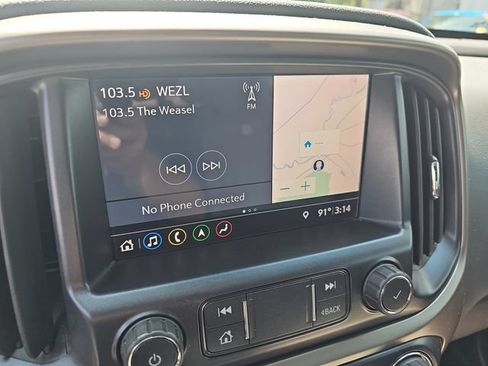 Used 2021 Chevrolet Colorado Z71 w/ Safety Package AWD/4WD image 18