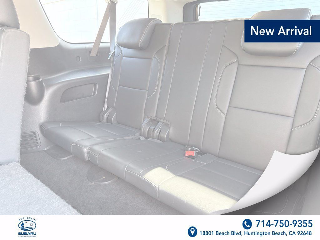 Used 2018 Chevrolet Suburban LT AWD/4WD image 5