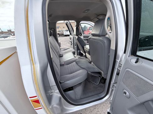 Used 2009 Dodge Ram 2500 Truck SXT image 14