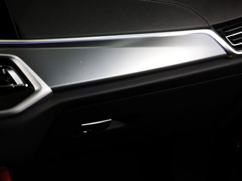 Used 2022 BMW X6 xDrive40i w/ Executive Package image 29