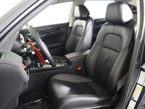 Used 2024 Honda Civic Touring image 32