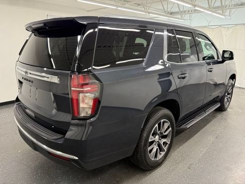 Used 2022 Chevrolet Tahoe LT w/ Luxury Package AWD/4WD image 2