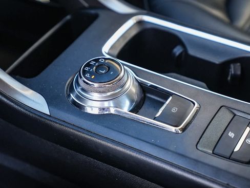 Used 2020 Ford Fusion SEL image 18