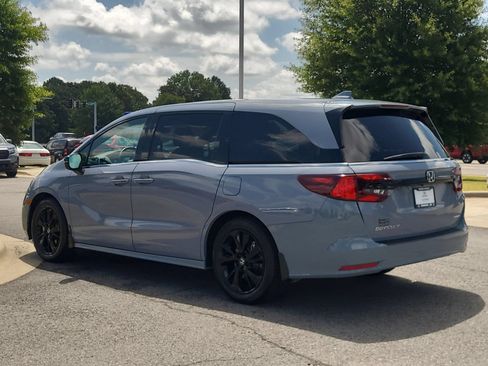 Certified 2023 Honda Odyssey Sport image 5