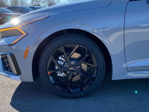 Used 2025 Toyota Tacoma TRD Off-Road image 30