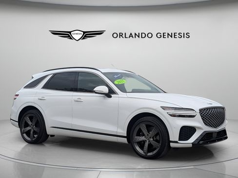 Used 2025 Genesis GV70 2.5T w/ Sport Prestige Package AWD/4WD image 9