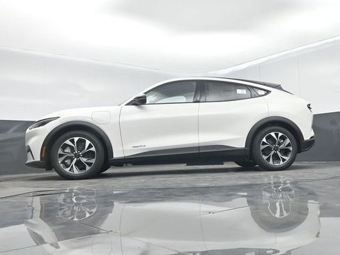 New 2025 Ford Mustang Mach-E Select w/ Comfort Package Lite image 47