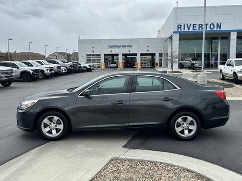 Used 2016 Chevrolet Malibu LT image 20