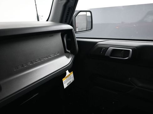 New 2026 Ford Bronco Big Bend w/ Black Diamond Package AWD/4WD image 17
