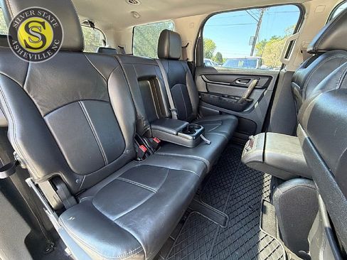 Used 2015 GMC Acadia SLT w/ Open Road Package AWD/4WD image 19