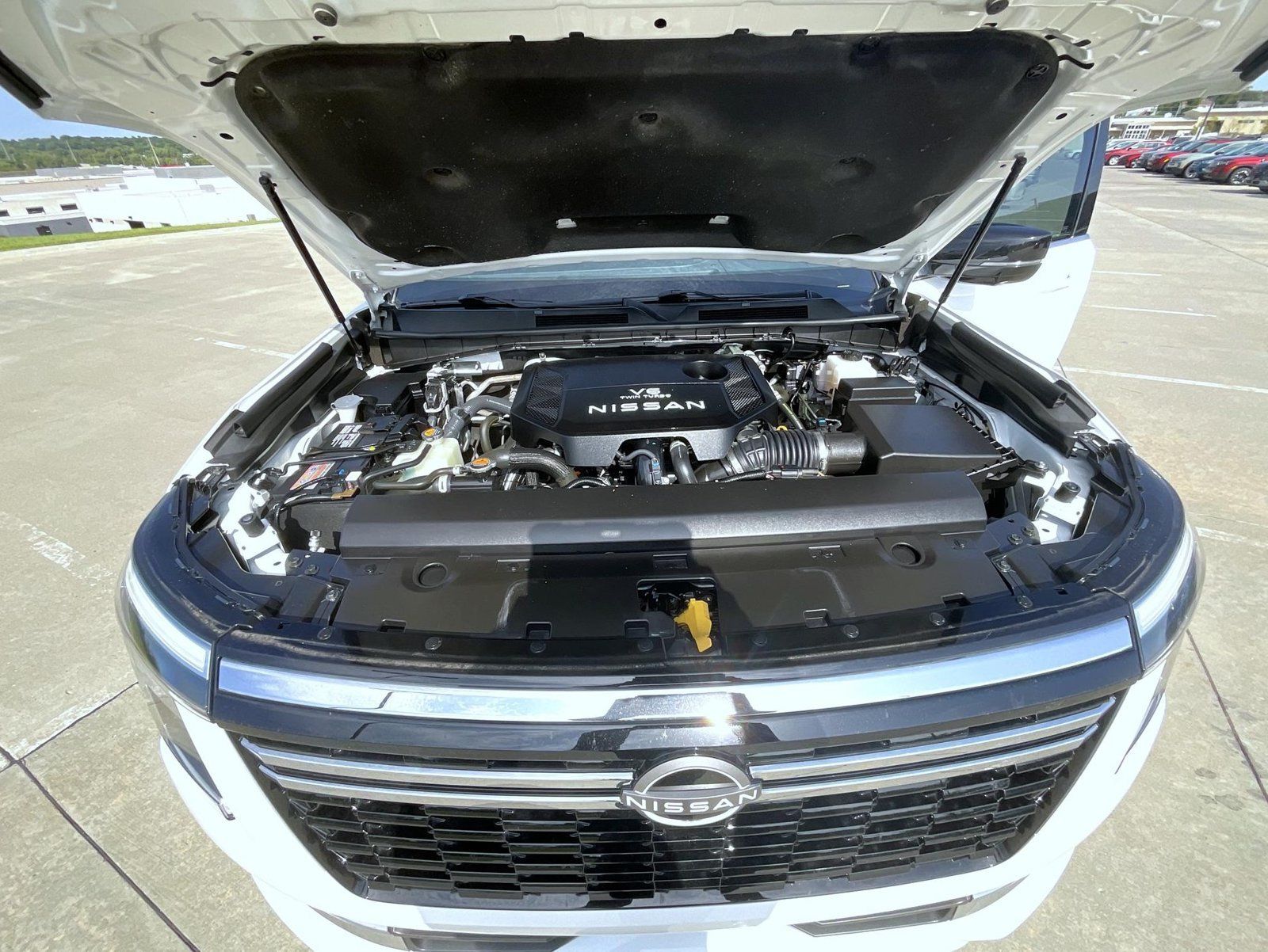 Certified 2025 Nissan Armada Platinum AWD/4WD image 25