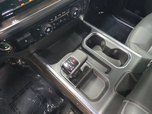 Used 2022 Chevrolet Silverado 1500 LT Trail Boss w/ LT Trail Boss Premium Package AWD/4WD image 25