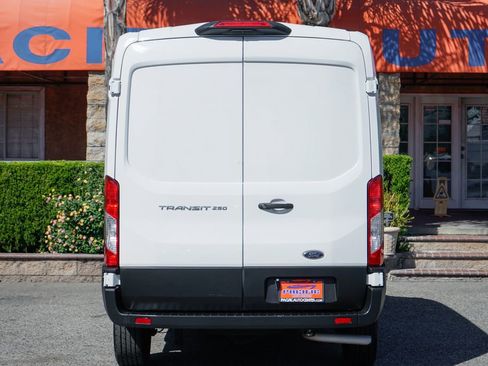 Used 2023 Ford Transit 250 Medium Roof w/ Load Area Protection Package RWD image 8