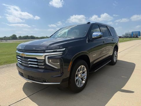 Used 2026 Chevrolet Tahoe Premier w/ Sun And Tow Package AWD/4WD image 10