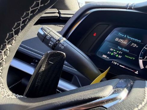Used 2025 Chevrolet Corvette Z06 RWD image 22