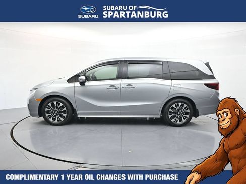 Used 2026 Honda Odyssey Elite image 4