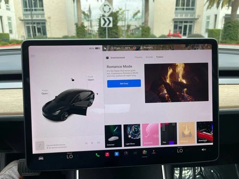 Used 2019 Tesla Model 3 Long Range RWD image 17