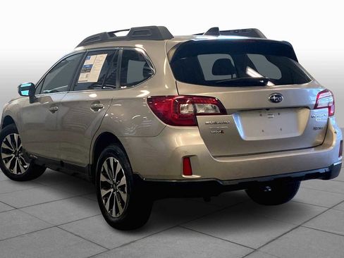 Used 2016 Subaru Outback 2.5i Limited image 13