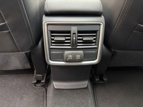 Used 2022 Subaru Forester Limited AWD/4WD image 21