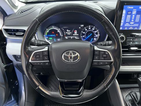 Used 2020 Toyota Highlander Limited Platinum image 10