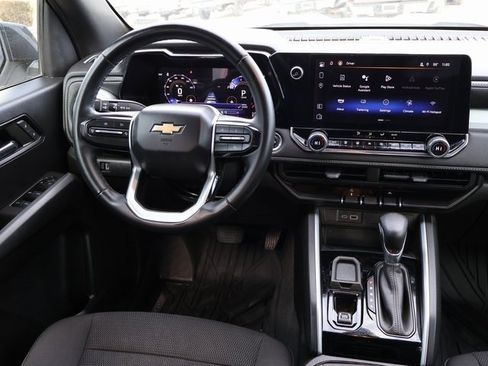 Used 2024 Chevrolet Colorado LT w/ LT Convenience Package image 12
