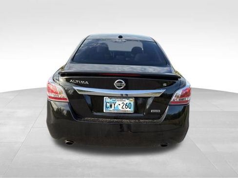Used 2015 Nissan Altima 2.5 S w/ Special Edition Package image 4