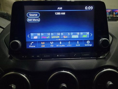 Used 2022 Nissan Sentra SV w/ All-Weather Package FWD image 25