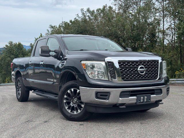 Used 2017 Nissan Titan SV AWD/4WD image 30