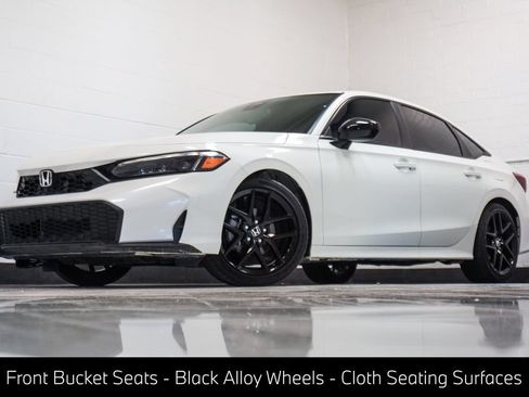 Used 2025 Honda Civic Sport image 1
