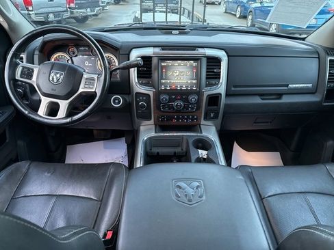 Used 2018 RAM 3500 Laramie image 35