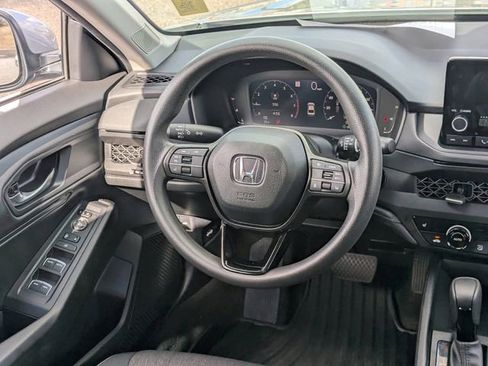 Used 2023 Honda Accord EX image 15