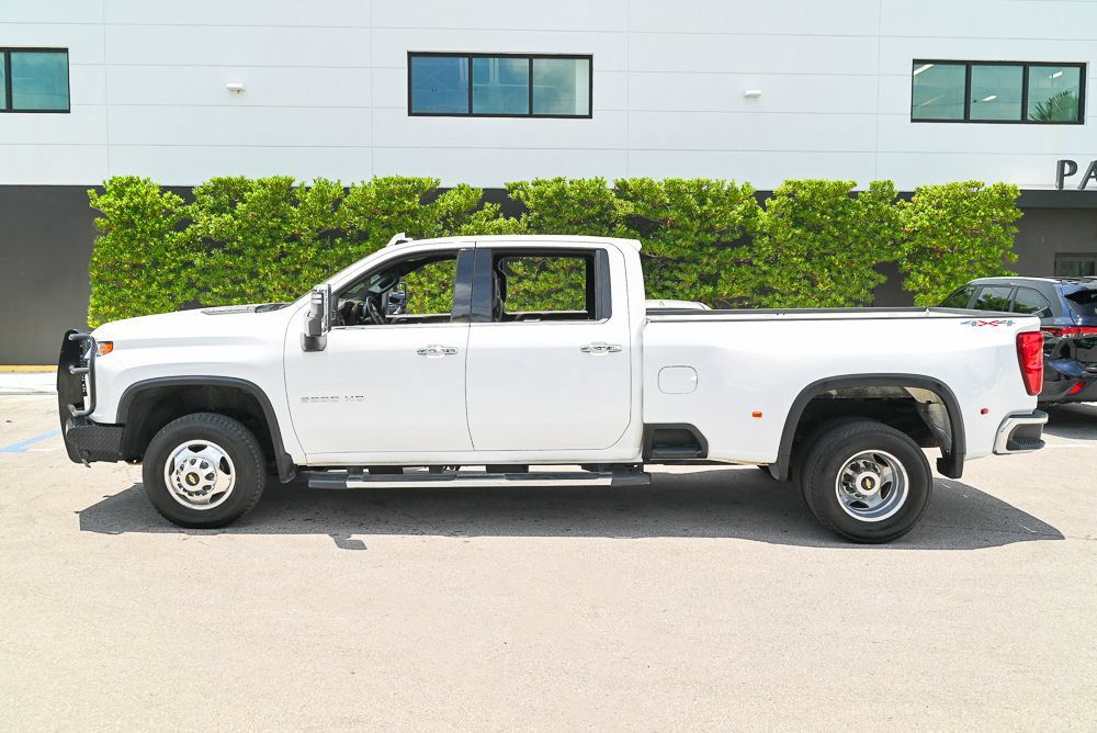 Used 2021 Chevrolet Silverado 3500 LTZ AWD/4WD image 5