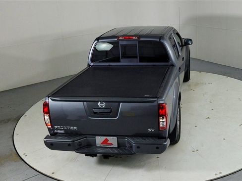 Used 2021 Nissan Frontier SV image 39