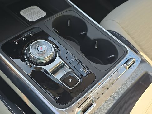 New 2026 Kia Carnival SX Prestige image 31