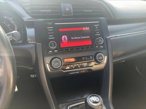 Used 2018 Honda Civic Sport image 9