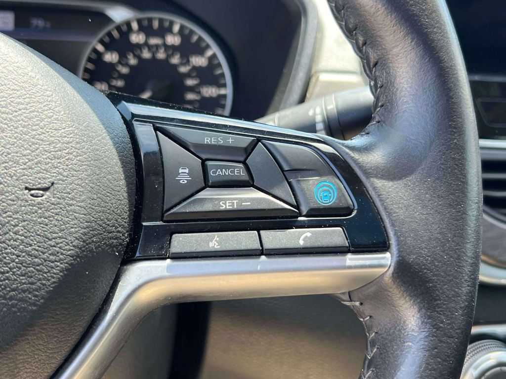 Used 2024 Nissan Altima 2.5 SV w/ SV Premium Package AWD/4WD image 24