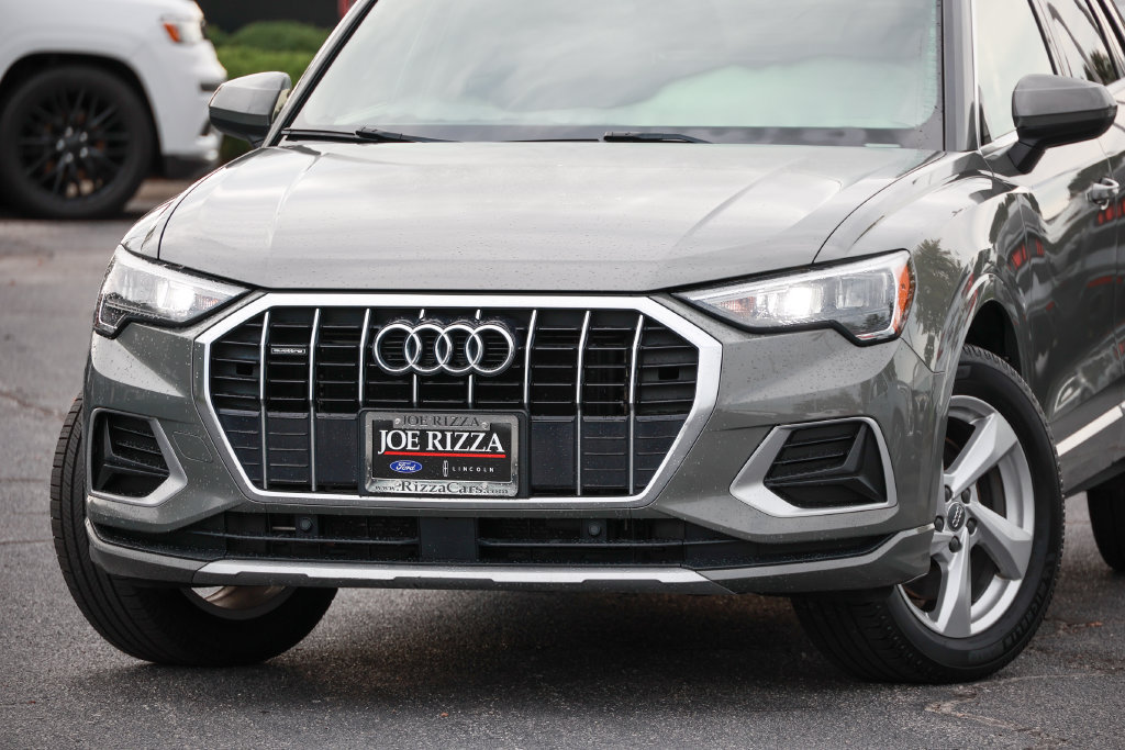 Used 2019 Audi Q3 2.0T Premium AWD/4WD image 16
