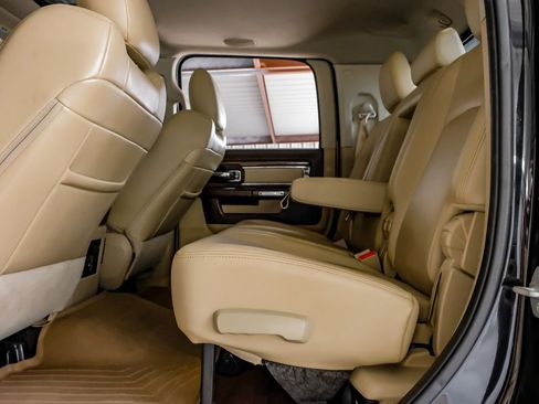 Used 2016 RAM 2500 Laramie image 38