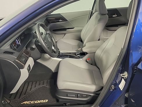 Used 2017 Honda Accord EX-L image 20