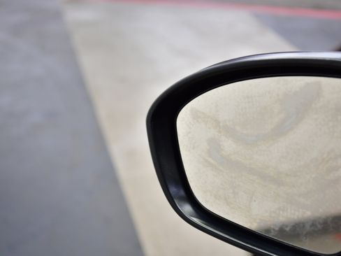 Used 2025 Nissan Altima 2.5 SV image 14